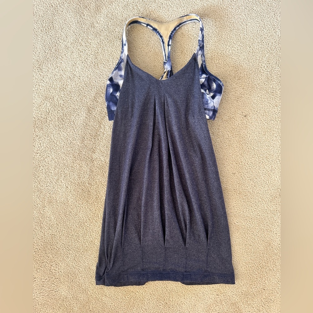 Lululemon tank top